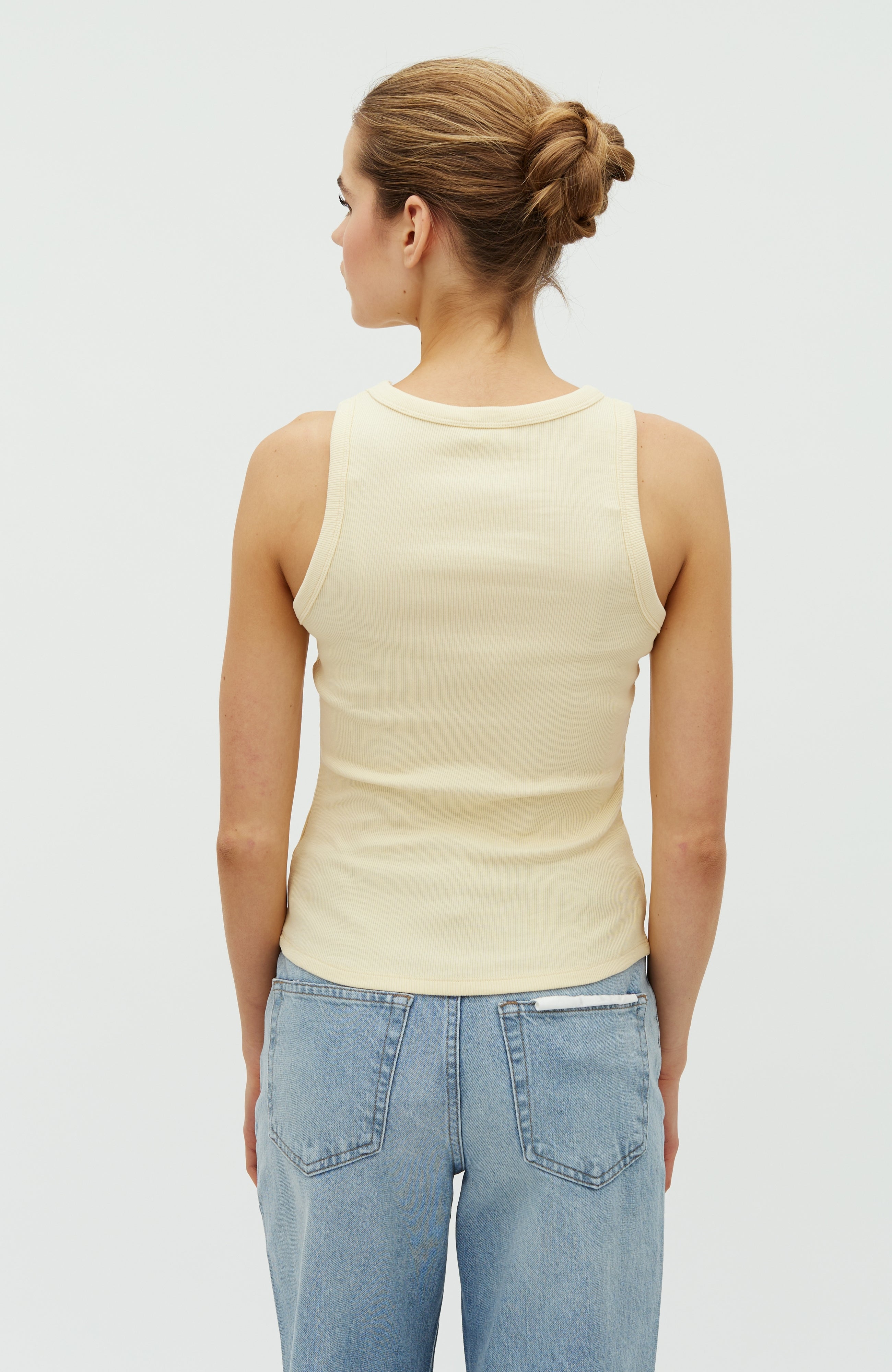 Jaxson-M_Summer Yellow_Model_5