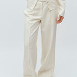 Fenna-M_Natural Light_Model_1