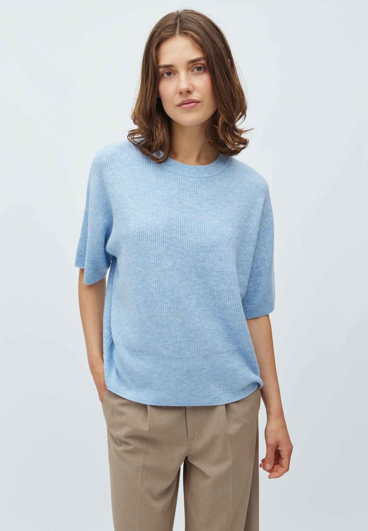 Gillian SS-M_Classic Light Blue_Model_0