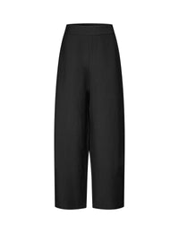 Emryn-M_Black_Packshot_0