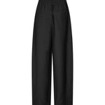 Emryn-M_Black_Packshot_1