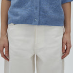 Menton-M_Pale Crem_Model_1