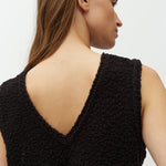 Merac V-M_Black_Model_4