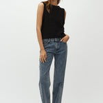 Merac V-M_Black_Model_6