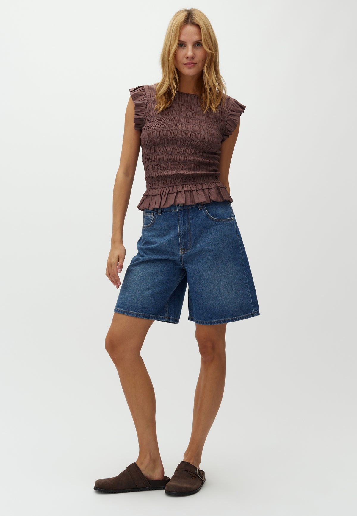 Talina-M_Vintage Blue Wash_Model_3