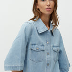 Mira-M_Lighter Soft Wash_Model_1