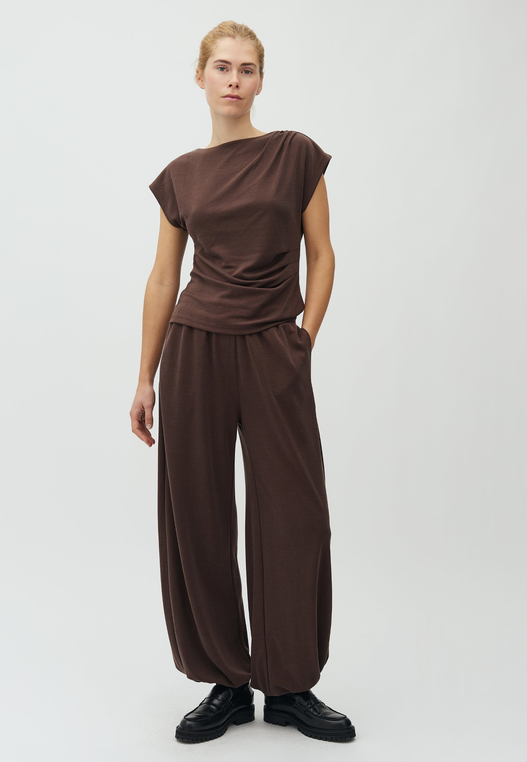 Banky-M_Java_Model_4