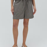 Meris-M_Java White Stripe_Model_1