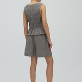 Meris-M_Java White Stripe_Model_2