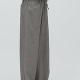 Clari-M_Java White Stripe_Model_4