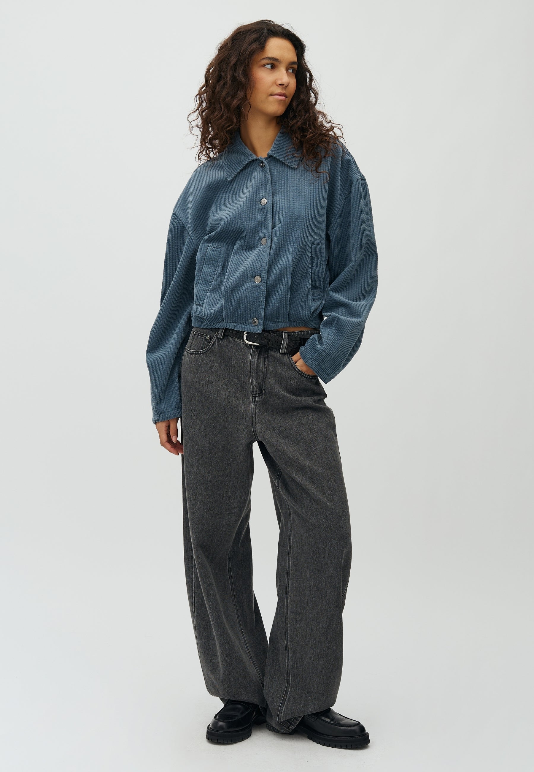 Gevina-M_Blue Mirage_Model_3