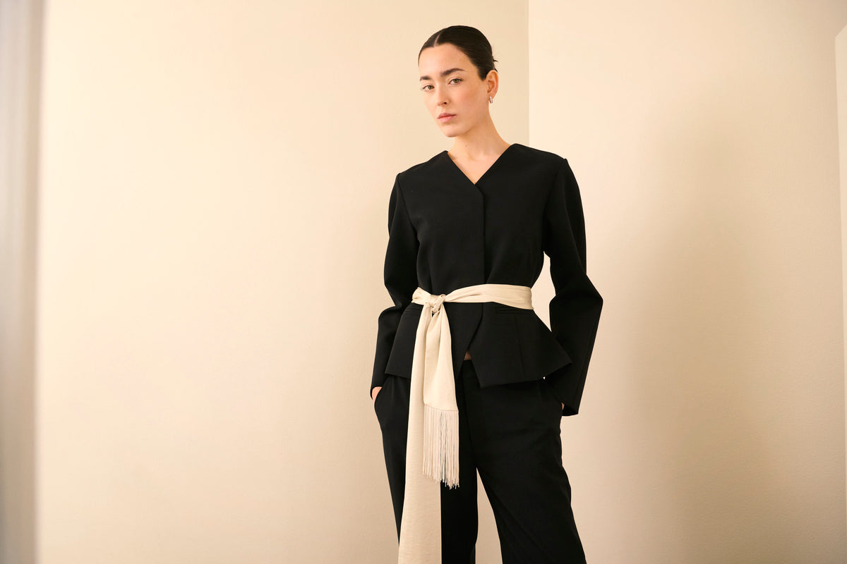 Marimelle-M_Black_Image_