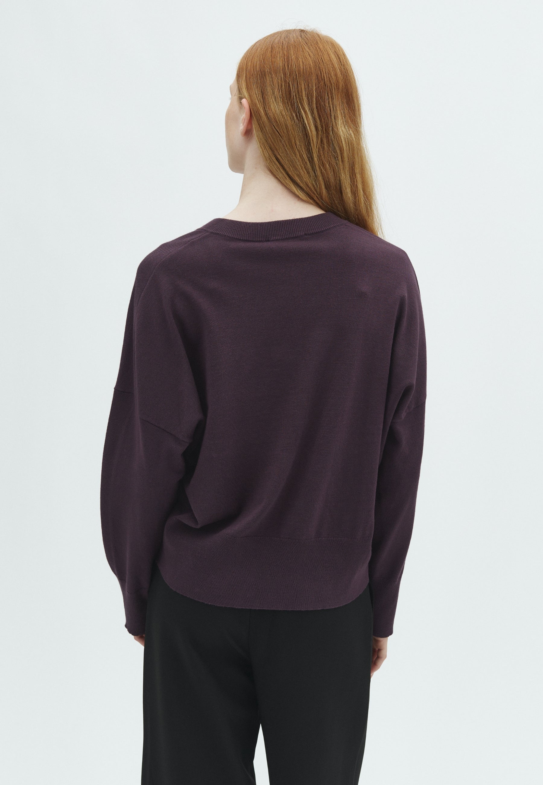 Gillian V-M_Deep Purple_Model_2