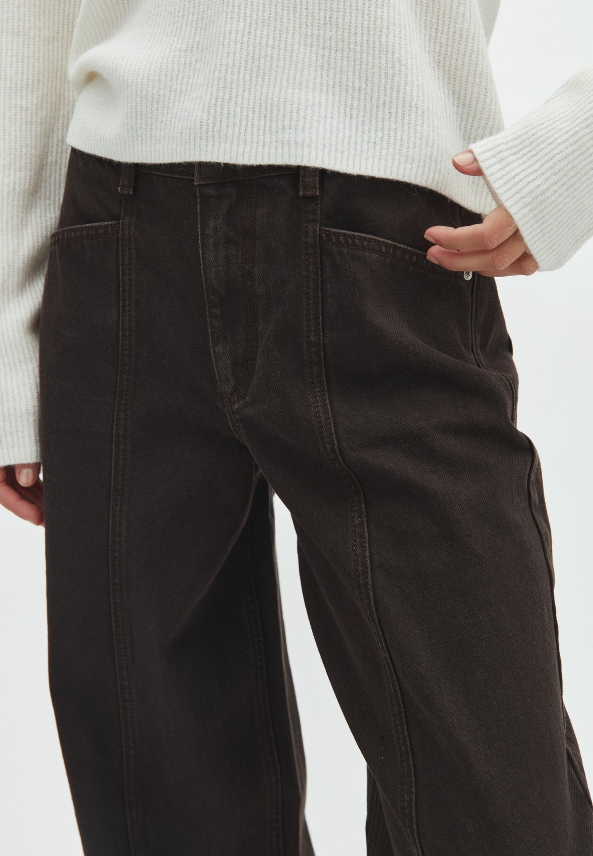 Almira-M_Brown Wash_Model_3