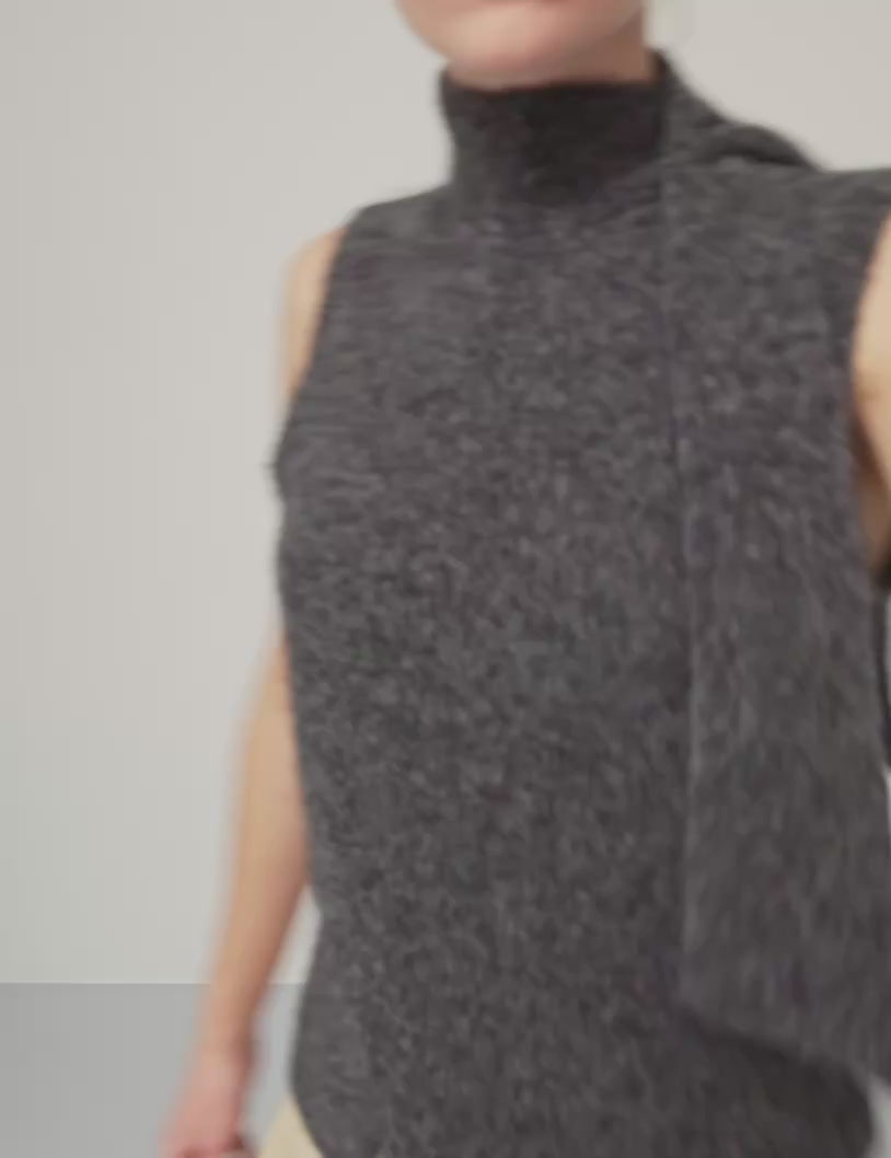 Fine-M_Dark Grey Melange_Video_4