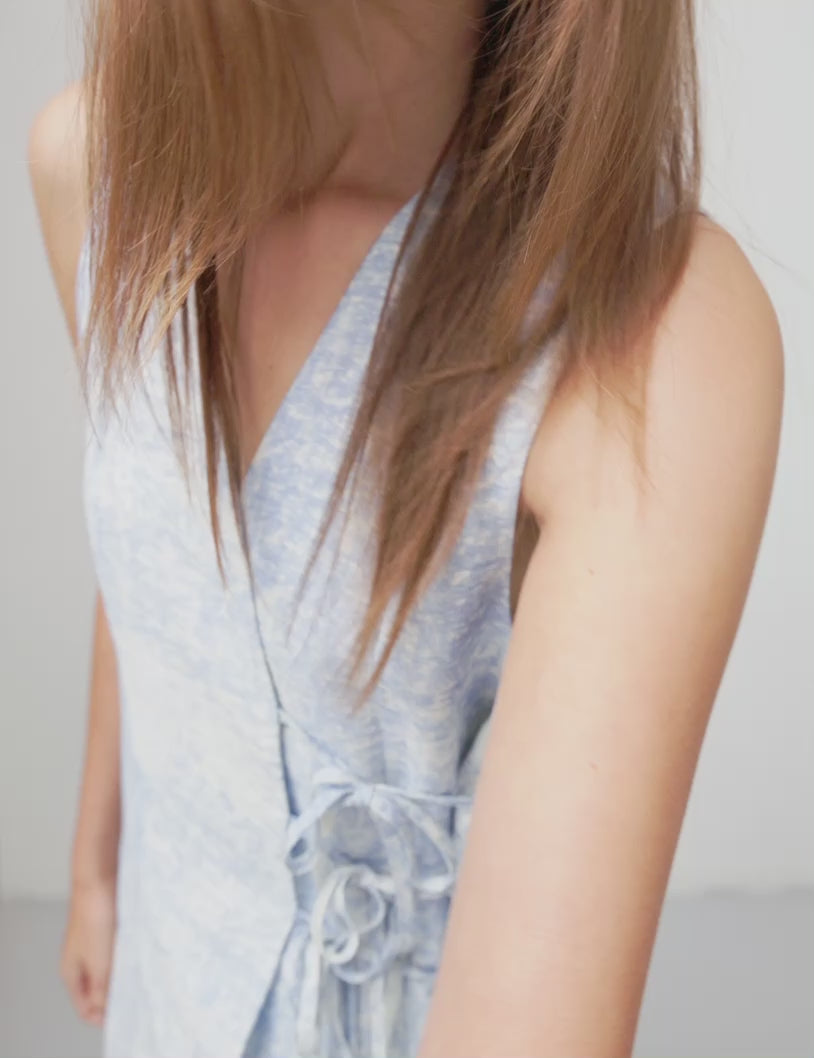 Wrenlianna-M_Blue Valana Print_Video_0