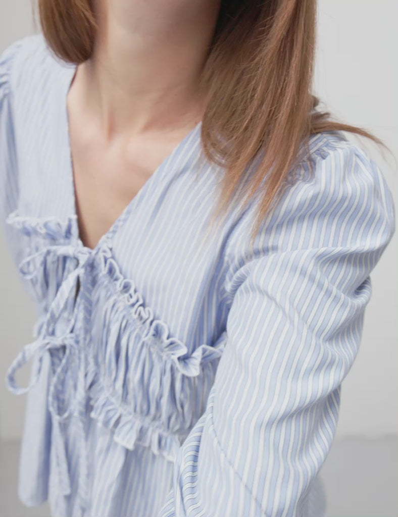 Pipa-M_Blue Zinnia Stripe_Video_0