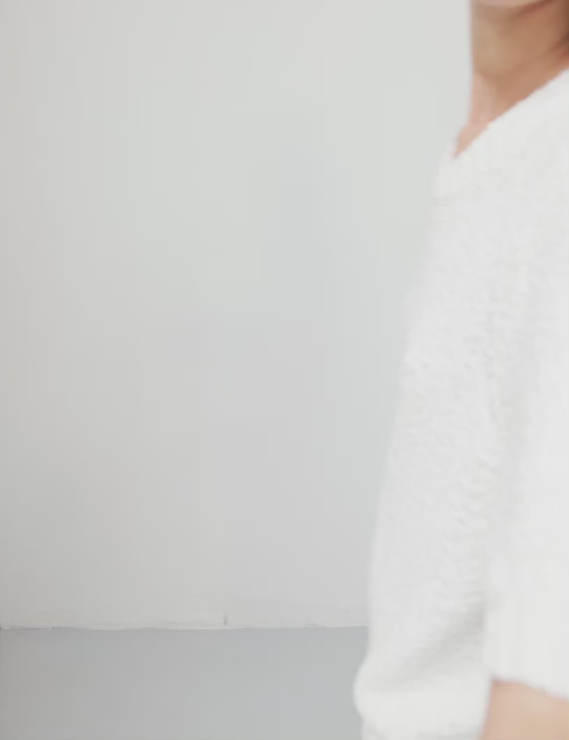 Viljane-M_White_Video_0