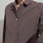 Elio-M_Chocolate Brown_Video_3