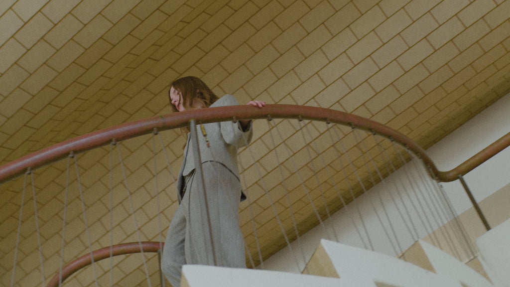 Niona-M_Pepper Grey Melange_Video_2