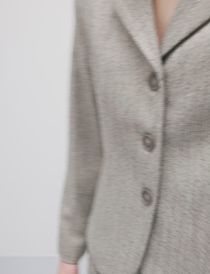 Niona-M_Pepper Grey Melange_Video_0